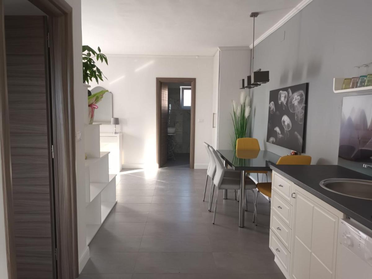 Apartments Merlin Novigrad  Ngoại thất bức ảnh