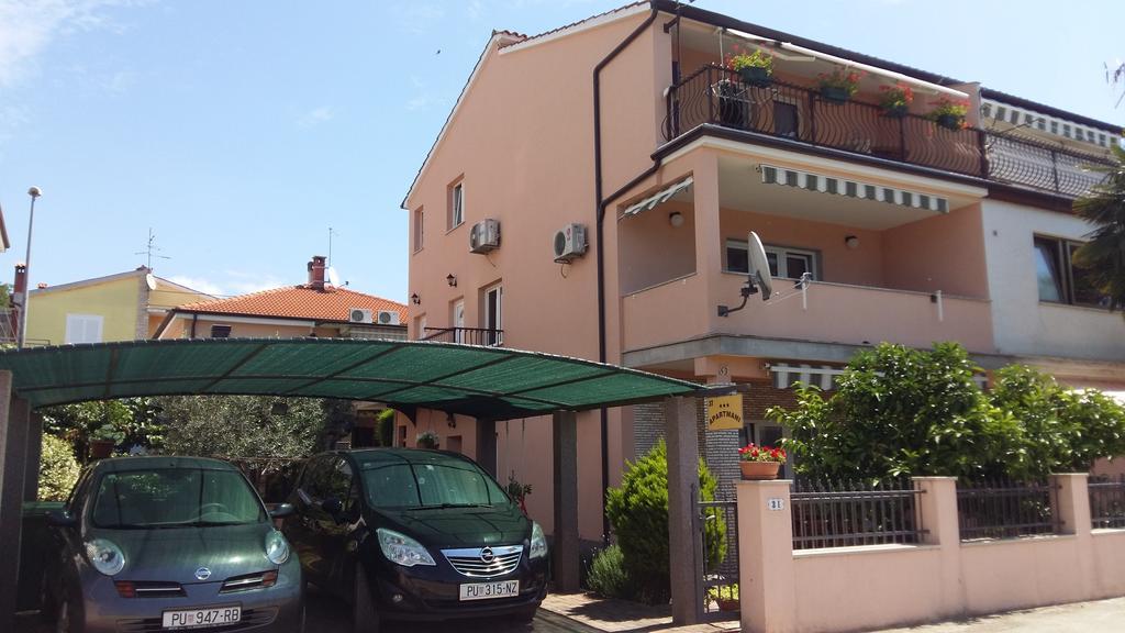 Apartments Merlin Novigrad  Ngoại thất bức ảnh
